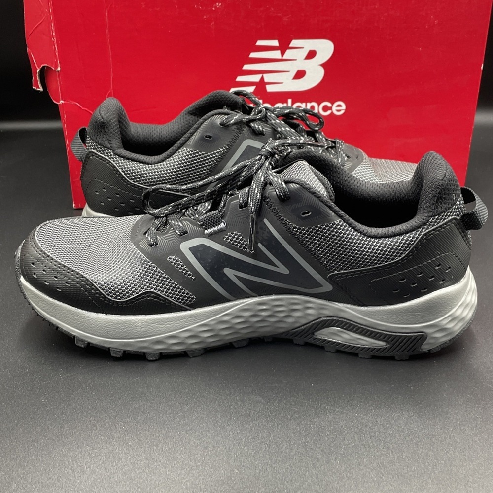 New Balance 410v8 Trail Running Shoes Black Grey MT410LB8 Mens Size 9 4E WIDE - Picture 6 of 7